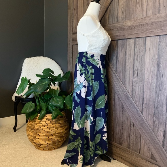 Cross Strap Open-back, High-Low Dress Small - Picture 11 of 11